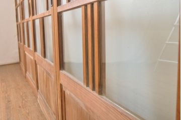 アンティーク建具　ノスタルジックな雰囲気が魅力の大正ロマン高級ガラス戸4枚セット(引き戸、建具)(R-063673)