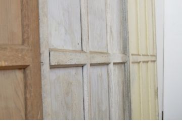 アンティーク建具　ペイント仕上げ限定　背の高い板戸3枚セット(引き戸)(R-063688)