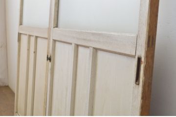 アンティーク建具　ペイント仕上げ限定　ペンキ　レトロな雰囲気漂うガラス戸2枚セット(引き戸)(R-063690)