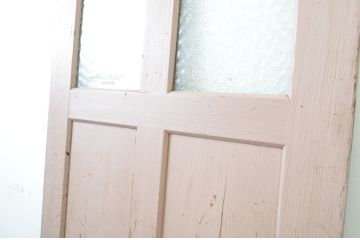 アンティーク建具　ペイント仕上げ限定　ピンクのペンキが印象的な引き戸1枚(ガラス戸)(R-063702)