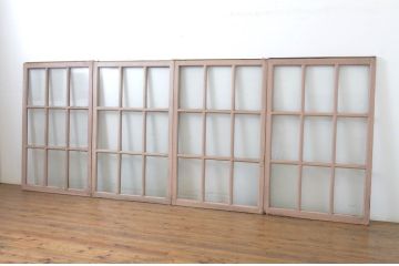 アンティーク建具　ペイント仕上げ限定　ピンクの色味が可愛らしいペイントガラス窓4枚セット(引き戸、ガラス戸)(R-063705)