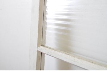 アンティーク建具　ペイント　モールガラス入りのおしゃれなガラス戸1枚(引き戸)(R-063710)
