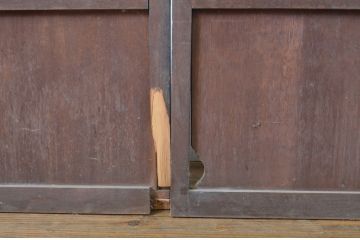 アンティーク建具　格子入り　昭和の懐かしさを感じさせるガラス戸2枚セット(格子戸、引き戸)(R-063711)