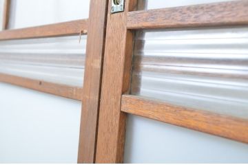 アンティーク建具　昭和レトロな雰囲気を感じさせるガラス戸4枚セット(引き戸)(R-063713)