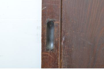 アンティーク建具　一枚板　あたたかみのある木の風合いが感じられる帯戸2枚セット(板戸、引き戸)(R-063717)
