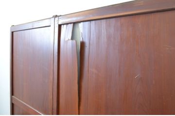 アンティーク建具　一枚板　あたたかみのある木の風合いが感じられる帯戸2枚セット(板戸、引き戸)(R-063717)