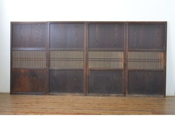 アンティーク建具　裏障子付き　木目が美しい格子帯戸4枚セット(板戸、格子戸、障子戸、引き戸)(R-063720)