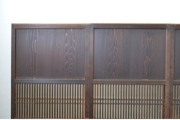 アンティーク建具　裏障子付き　木目が美しい格子帯戸4枚セット(板戸、格子戸、障子戸、引き戸)(R-063720)
