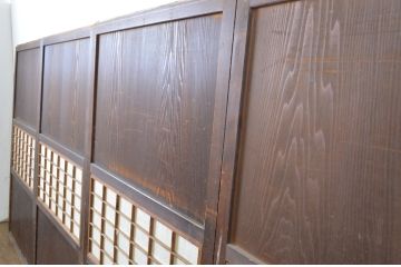 アンティーク建具　裏障子付き　木目が美しい格子帯戸4枚セット(板戸、格子戸、障子戸、引き戸)(R-063720)
