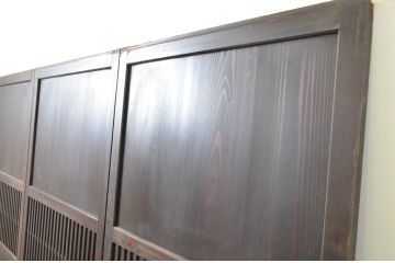 アンティーク建具　裏障子付き　情緒ある和の雰囲気作りにおすすめの格子帯戸3枚セット(格子戸、引き戸)(R-063721)