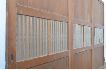 アンティーク建具　裏ガラス付き　落ち着いた和の空間を演出する格子帯戸3枚セット(ガラス戸、引き戸、ガラス帯戸)(R-063723)