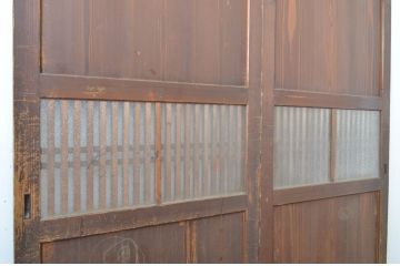 アンティーク建具　裏ガラス付き　落ち着いた和の空間を演出する格子帯戸2枚セット(ガラス戸、引き戸、ガラス帯戸)(R-063724)
