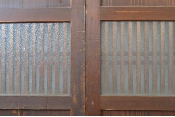 アンティーク建具　裏ガラス付き　落ち着いた和の空間を演出する格子帯戸2枚セット(ガラス戸、引き戸、ガラス帯戸)(R-063724)