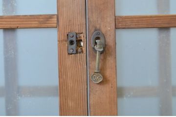 アンティーク建具　和の雰囲気漂う玄関戸2枚セット(ガラス戸、格子戸、引き戸)(R-063731)