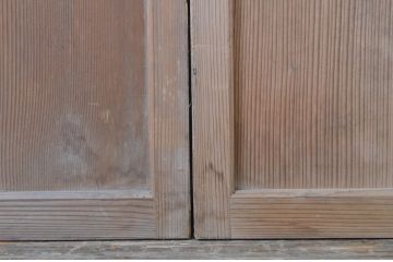 アンティーク建具　大正ロマンの雰囲気漂う板戸2枚セット(ガラス戸、引き戸)(R-063732)