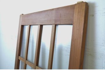 アンティーク建具　レトロな雰囲気漂う背の高いガラス戸1枚(引き戸)(R-063733)