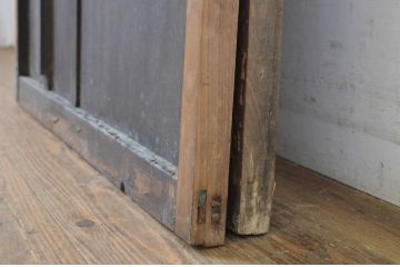 アンティーク建具　経年を感じる風合いが魅力のガラス戸2枚セット(引き戸)(R-063738)