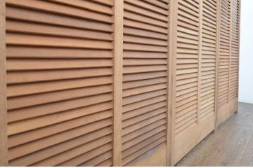 アンティーク建具　木の温もりを感じるルーバー戸3枚セット(ルーバー引き戸、窓、雨戸、木製)(R-063744)