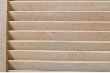 アンティーク建具　木の温もりを感じるルーバー戸3枚セット(ルーバー引き戸、窓、雨戸、木製)(R-063744)