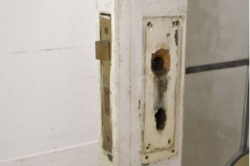 アンティーク建具　イギリスアンティーク　レトロなデザインがおしゃれなステンドグラスのドア1枚(ガラス扉、木製扉、玄関ドア)(R-063759)