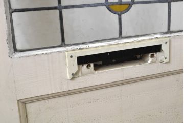 アンティーク建具　イギリスアンティーク　レトロなデザインがおしゃれなステンドグラスのドア1枚(ガラス扉、木製扉、玄関ドア)(R-063759)