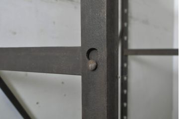 フランスビンテージ　魅せる収納におすすめの無骨なアイアンラック(飾り棚、陳列棚、店舗什器、オープンラック、ヴィンテージ)(古材棚板3枚込み)(R-063773)