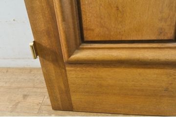 中古　ブランド家具　総ナラ(楢)材　立派な彫刻の高級ドア1枚(オークドア、扉、木製ドア、玄関ドア、建具)(R-063777)