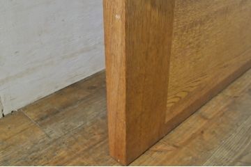 中古　ブランド家具　総ナラ(楢)材　立派な彫刻の高級ドア1枚(オークドア、扉、木製ドア、玄関ドア、建具)(R-063778)