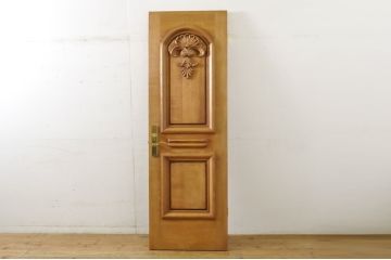 中古　ブランド家具　総ナラ(楢)材　立派な彫刻の高級ドア1枚(オークドア、扉、木製ドア、玄関ドア、建具)(R-063778)