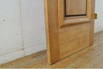 中古　ブランド家具　総ナラ(楢)材　立派な彫刻の高級ドア1枚(オークドア、扉、木製ドア、玄関ドア、建具)(R-063785)
