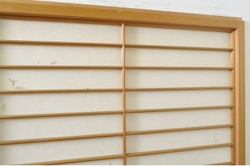 中古　上手物　和の空間づくりにおすすめ!　数寄屋で使われていた猫間障子戸2枚セット(雪見障子戸、建具、引き戸、擦り上げ障子戸、擦上障子戸、ガラス戸)(R-063788)