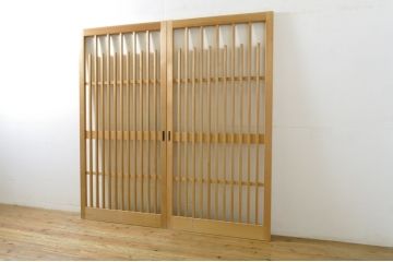 中古　高級品　滑らかな木肌が美しい!数寄屋の荒格子戸2枚セット(建具、引き戸)(R-063792)