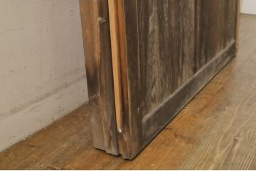 中古　板部は浮造り仕上げ!　杢目がくっきり美しい数寄屋の雨戸3枚セット(建具、板戸、引き戸)(R-063799)