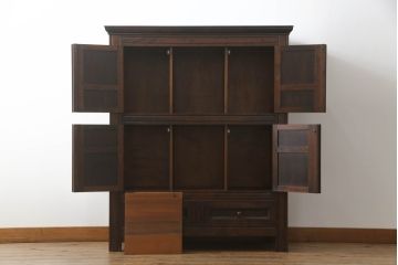 中古　美品　松本民芸家具　B型サイドボード　ジャコビアン様式がクラシカルなキャビネット(収納棚、戸棚、食器棚)(定価約65万円)(R-063805)