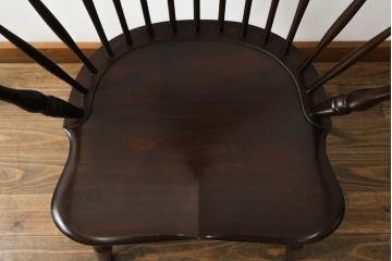 中古　超美品　松本民芸家具　すっきりとしたデザインが魅力のアーチバックアームチェア(椅子、イス、板座チェア、ダイニングチェア、ウインザーチェア、ウィンザーチェア、アームチェア、曲木)(定価約19万円)(R-063808)