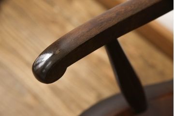 中古　美品　松本民芸家具　美しいシルエットが目を引く#85リーチ型アームチェア2脚セット(ダイニングチェア、板座チェア、アームチェア、椅子)(R-063812)