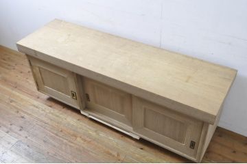 中古　最高級!!　特注!!　伝統工芸士　田澤謙介作　脚または台輪リメイク　分厚い桐材が存在感を放つ加茂総桐箪笥ローボード(桐たんす、戸棚、収納棚、テレビ台、テレビボード)(定価約50万円)(R-063819)
