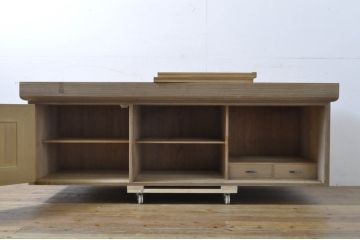 中古　最高級!!　特注!!　伝統工芸士　田澤謙介作　脚または台輪リメイク　分厚い桐材が存在感を放つ加茂総桐箪笥ローボード(桐たんす、戸棚、収納棚、テレビ台、テレビボード)(定価約50万円)(R-063819)