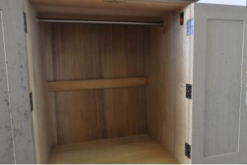 中古　最高級!!　特注!!　伝統工芸士　田澤謙介作　収納力抜群!ぶ厚い桐材の組み立て式加茂総桐箪笥(桐たんす、衣装箪笥、収納箪笥、和タンス、洋服タンス、ワードローブ)(定価約200万円)(R-063820)