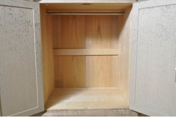 中古　最高級!!　特注!!　伝統工芸士　田澤謙介作　ぶ厚い桐材が使われた組み立て式加茂総桐箪笥(桐たんす、衣装箪笥、収納箪笥、和タンス、洋服タンス、ワードローブ)(定価約250万円)(R-063822)