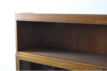 イギリスビンテージ　A.H McINTOSH(マッキントッシュ)　チーク材　壁面収納でお部屋がスッキリ!!木の温もりが感じられるキャビネット(北欧、ウォールユニット、収納棚、戸棚、飾り棚、ヴィンテージ)(R-063827)