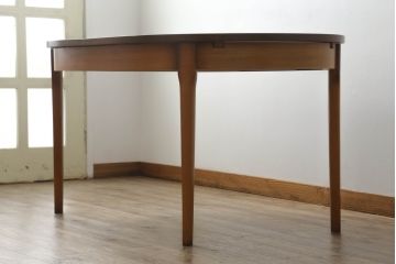イギリスビンテージ　北欧スタイルのお部屋作りにおすすめのオーバルエクステンションテーブル(拡張式ダイニングテーブル、4人掛け、4P、6人掛け、6P、ラウンドテーブル、ヴィンテージ)(R-063829)