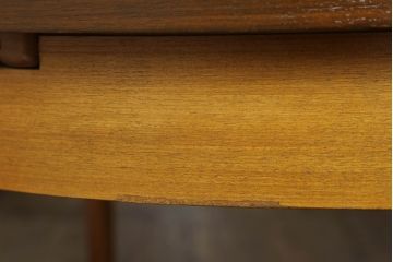 イギリスビンテージ　北欧スタイルのお部屋作りにおすすめのオーバルエクステンションテーブル(拡張式ダイニングテーブル、4人掛け、4P、6人掛け、6P、ラウンドテーブル、ヴィンテージ)(R-063829)