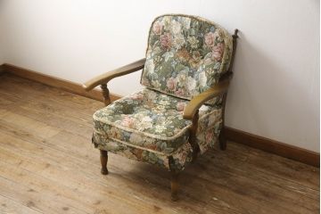 中古　飛騨産業　穂高シリーズ　キツツキマーク　ホワイトオーク　気品ある佇まいの1人掛けソファ(一人掛けソファ、アームチェア)(R-063846)