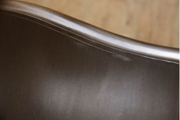 中古　飛騨産業　穂高シリーズ　キツツキマーク　ホワイトオーク　気品あるクラシカルなデザインが魅力的なセンターテーブル(ローテーブル、リビングテーブル、サイドテーブル、コーヒーテーブル)(R-063847)