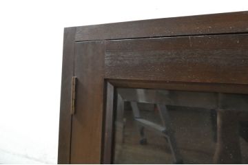 和製ビンテージ　脚(台輪)付きリメイク　シックな佇まいが魅力的なローボード(テレビ台、サイドボード、テレビボード、収納棚、戸棚、ヴィンテージ)(R-063859)