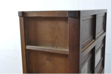 和製アンティーク　前面欅(ケヤキ)材　組子入り　和モダンなお部屋づくりに取り入れたい関東水屋箪笥(食器棚、戸棚、収納棚、キャビネット)(R-063860)