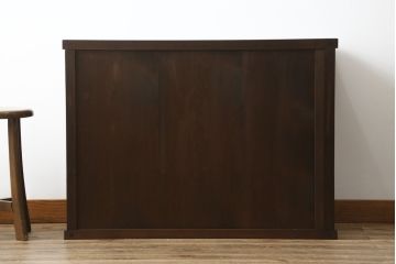 和製アンティーク　前面欅(ケヤキ)材　組子入り　和モダンなお部屋づくりに取り入れたい関東水屋箪笥(食器棚、戸棚、収納棚、キャビネット)(R-063861)