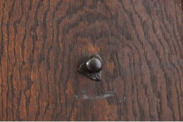 和製アンティーク　前面欅(ケヤキ)材　和モダンなお部屋づくりに取り入れたい関東水屋箪笥(食器棚、戸棚、収納棚、キャビネット)(R-063862)