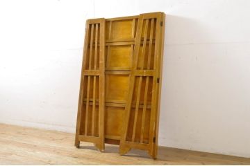 和製アンティーク　希少　珍品!　折り畳み式　見せる収納を楽しめる本棚(オープンラック、飾り棚、書棚、収納棚、ブックシェルフ)(R-063866)